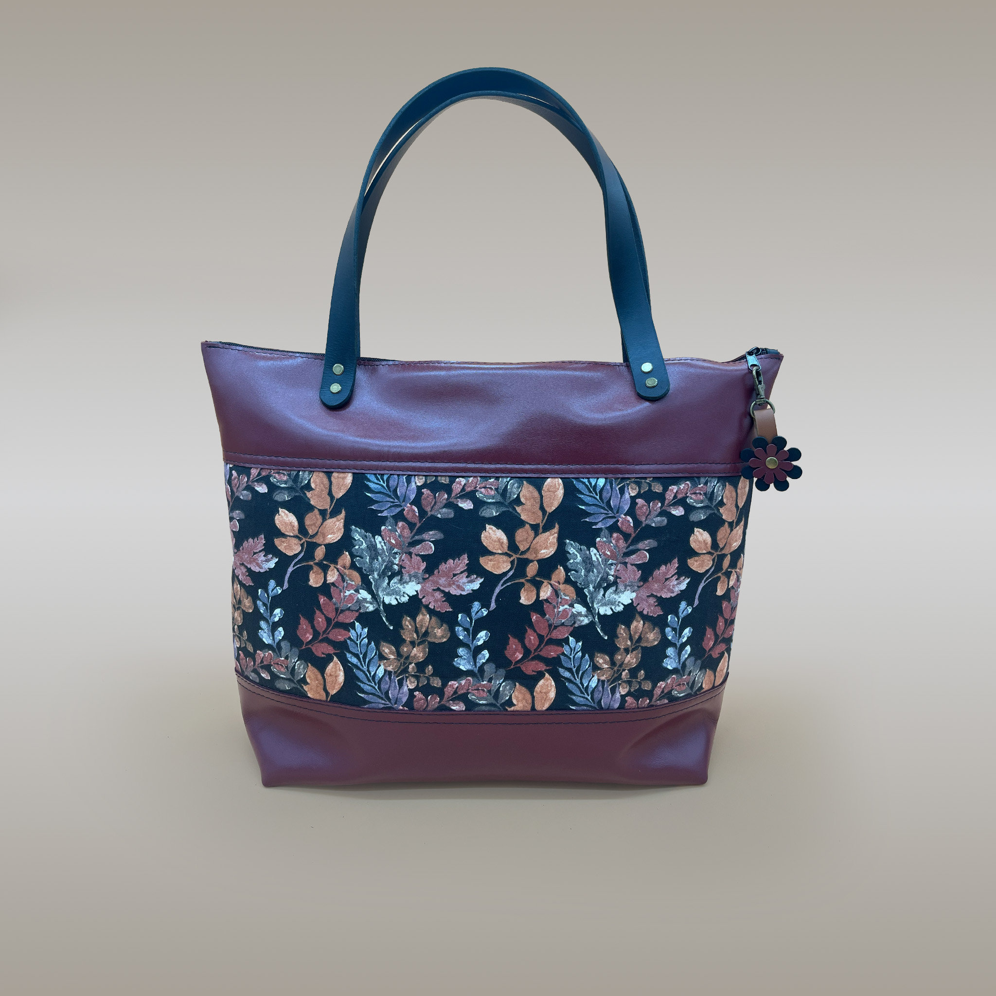 Legacy Leather Bag | Canvas | Autumn Leaves Panel | Large - Image 2